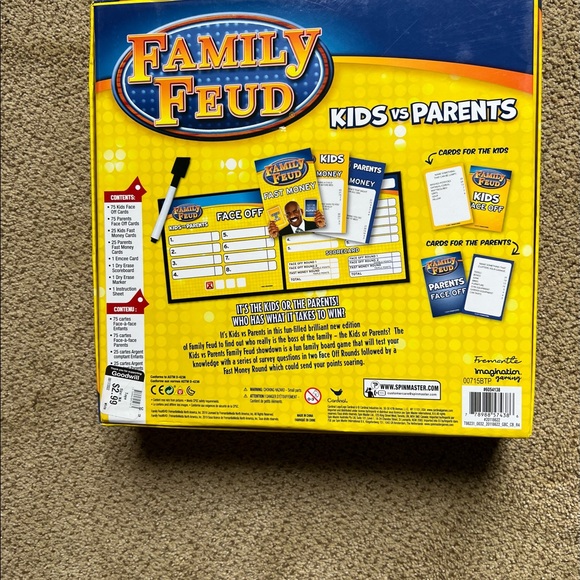 Family Feud. Kids vs Parents Board Game 2019 - Picture 2 of 7